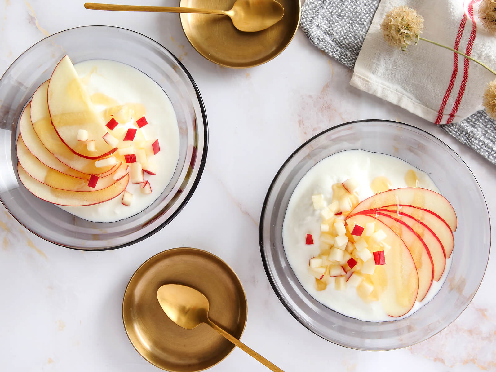 yogurt apple